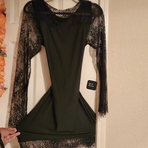 Long sleeve black dress lace detail